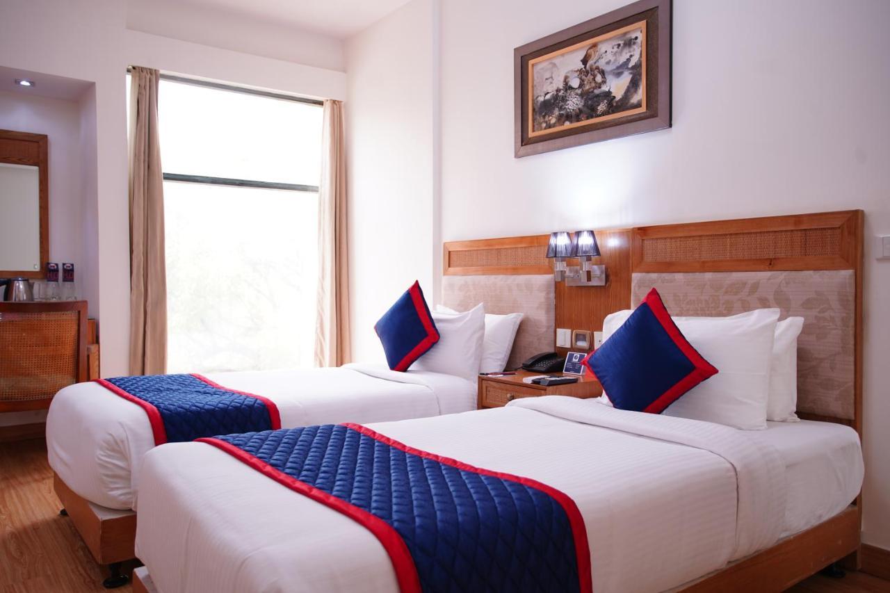 Zip By Spree Hotels Delhi Greater Kailash Yeni Delhi Dış mekan fotoğraf